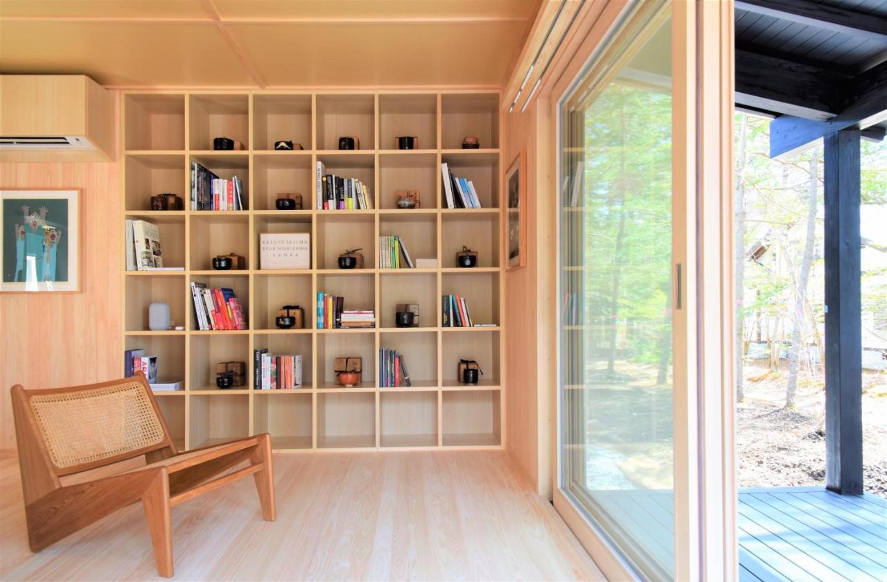 ホテル Shishi-Iwa-House 軽井沢町 エクステリア 写真