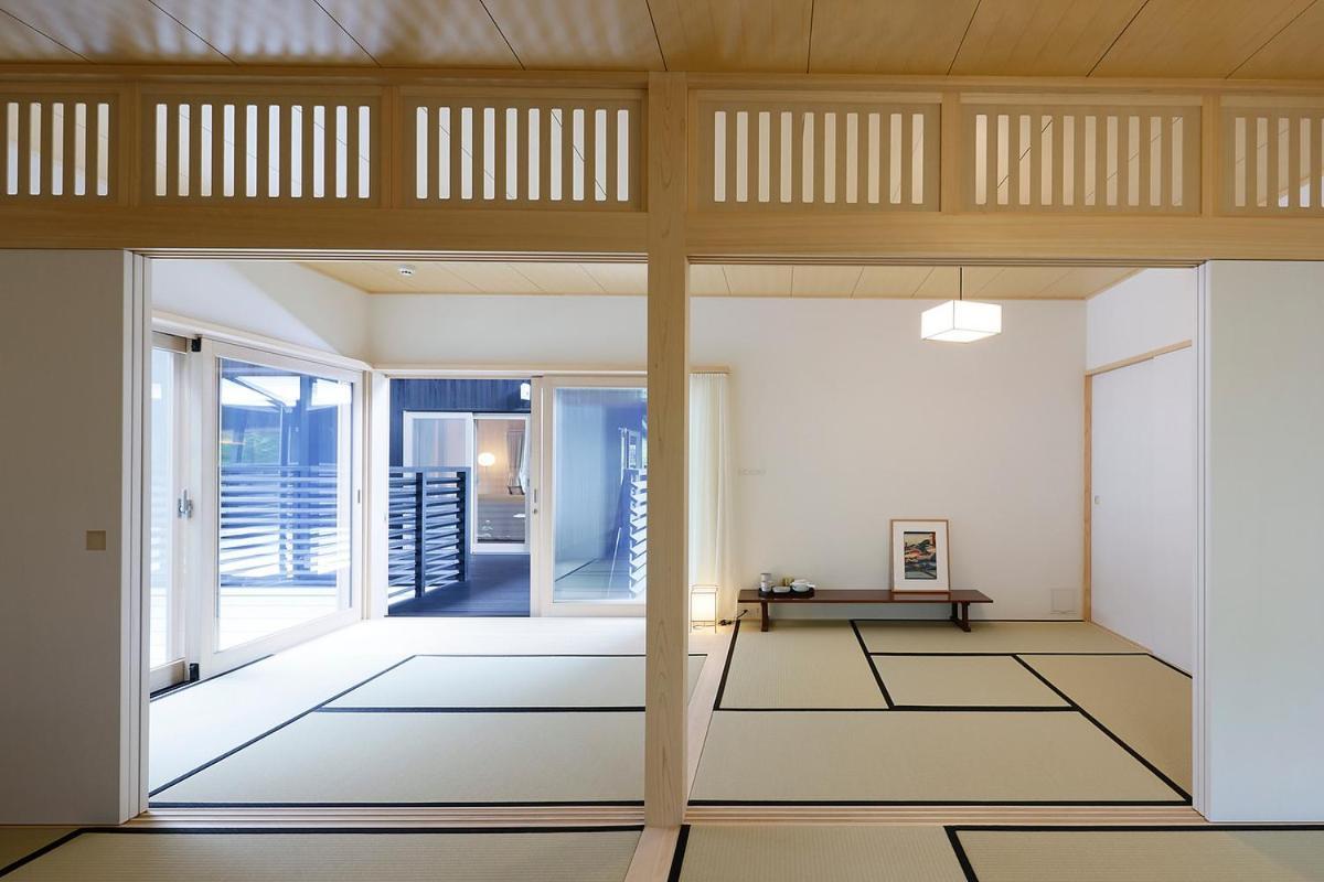 ホテル Shishi-Iwa-House 軽井沢町 エクステリア 写真