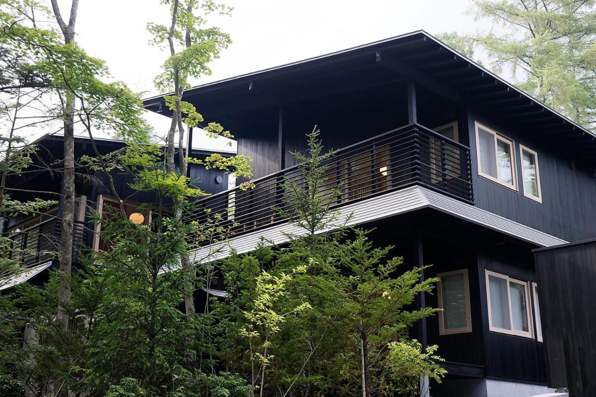 ホテル Shishi-Iwa-House 軽井沢町 エクステリア 写真